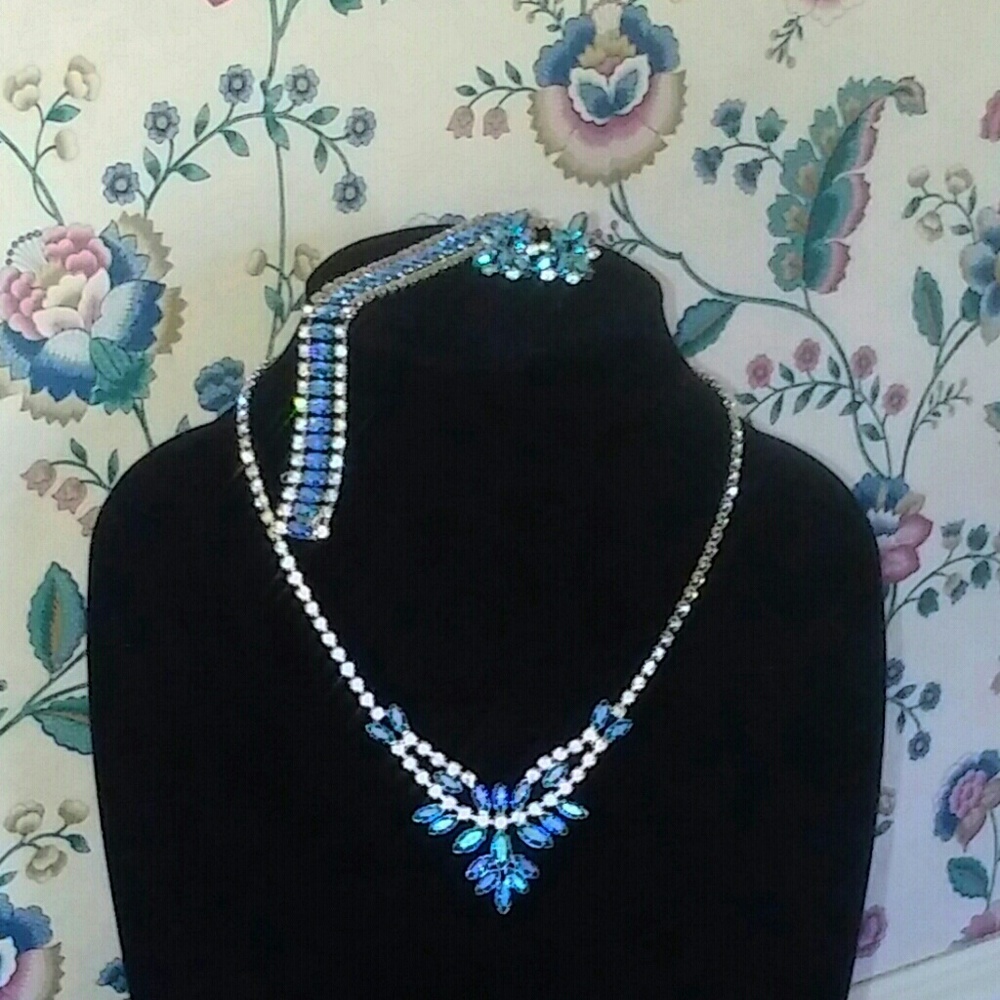 *FINAL MARKDOWN! Vintage 3 piece set by B David!